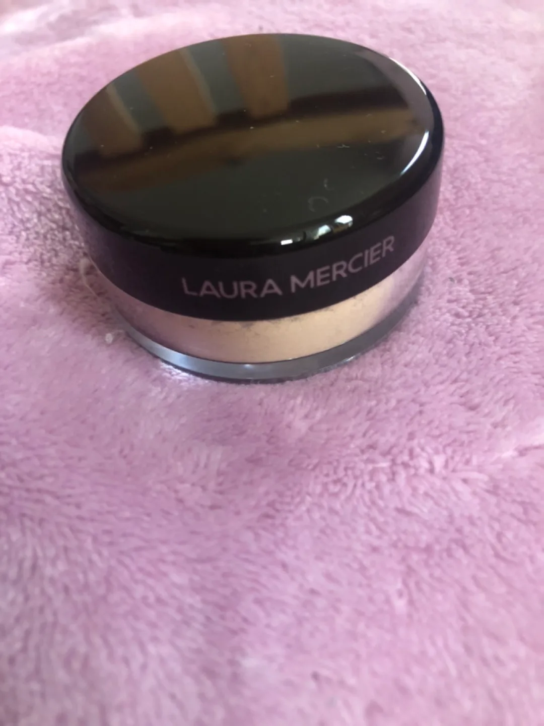 Sealed/ never used Lara Mercer translucent loose setting powder image indicator(4)