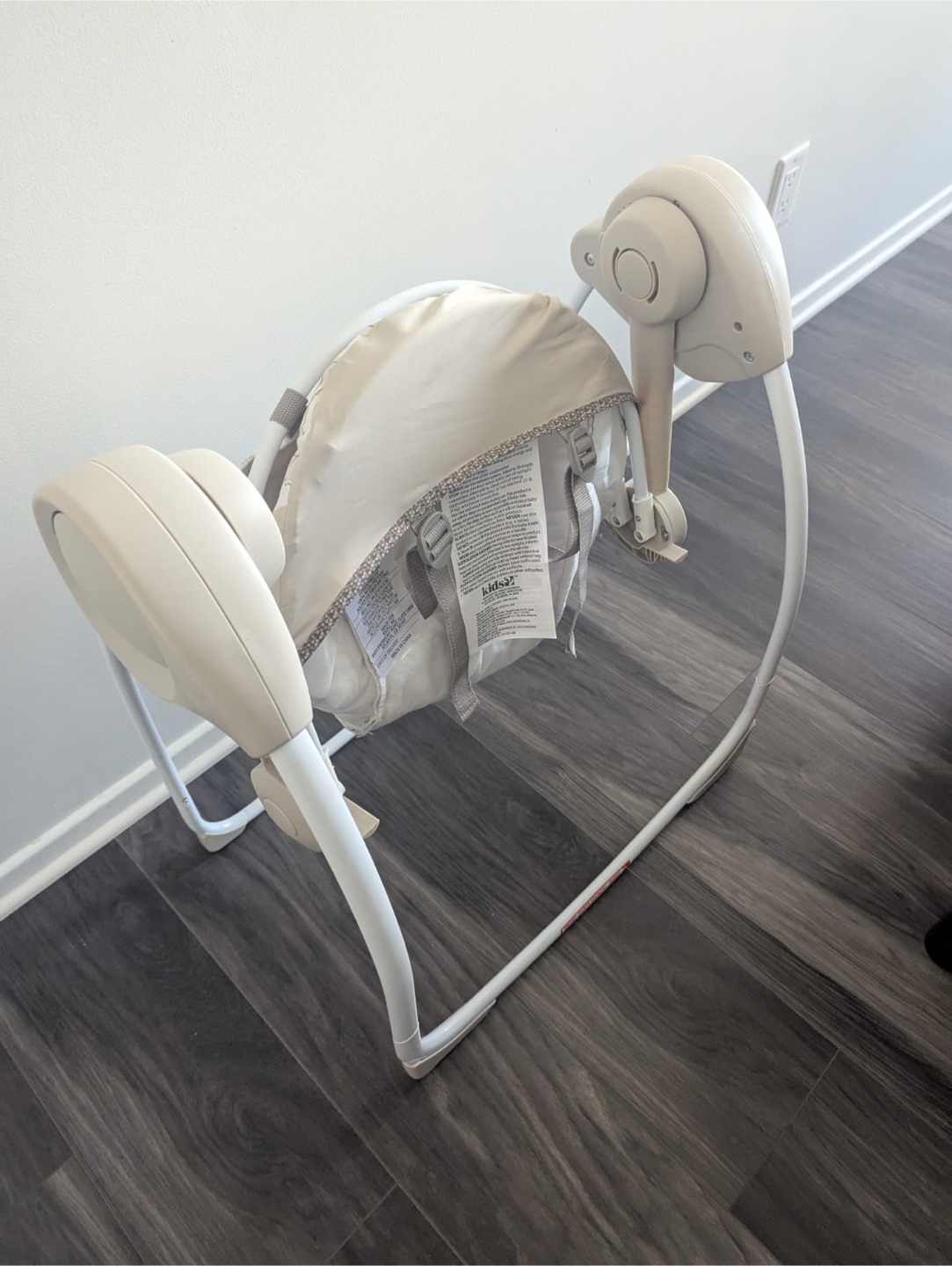 Fisher-price baby Swing - photo 2