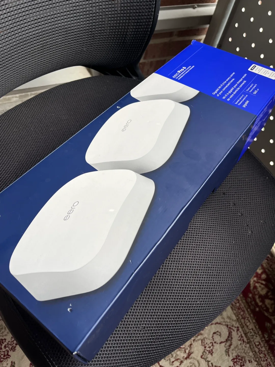 Eero Pro 6 Mesh WiFi System (3-pack) thumbnail