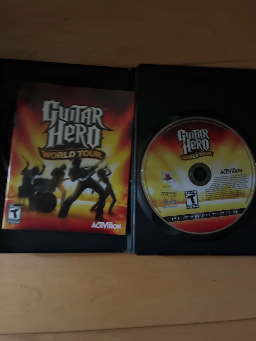 Guitar Hero World Tour - Playstation 3 image indicator(2)