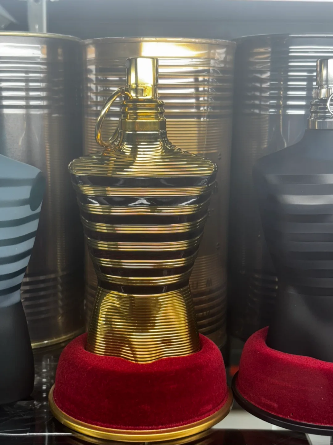 Jean Paul Gaultier Le Male Le Parfum thumbnail