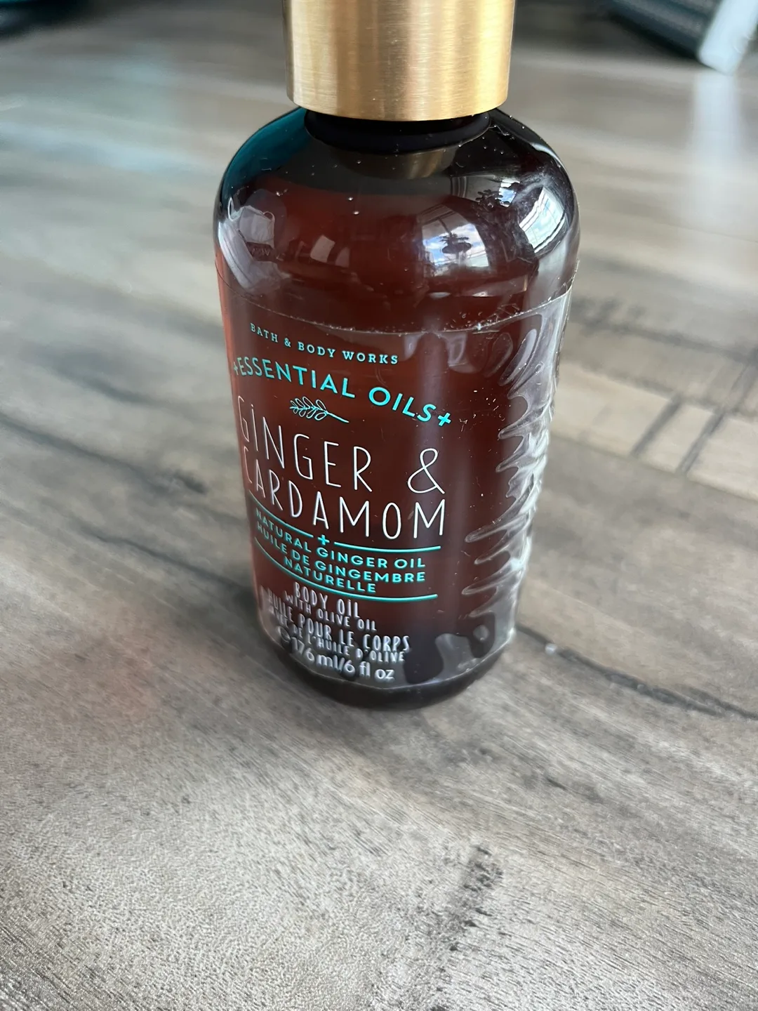 New Bath and Bodyworks Ginger & Cardamom body oil with olive oil image indicator(2)