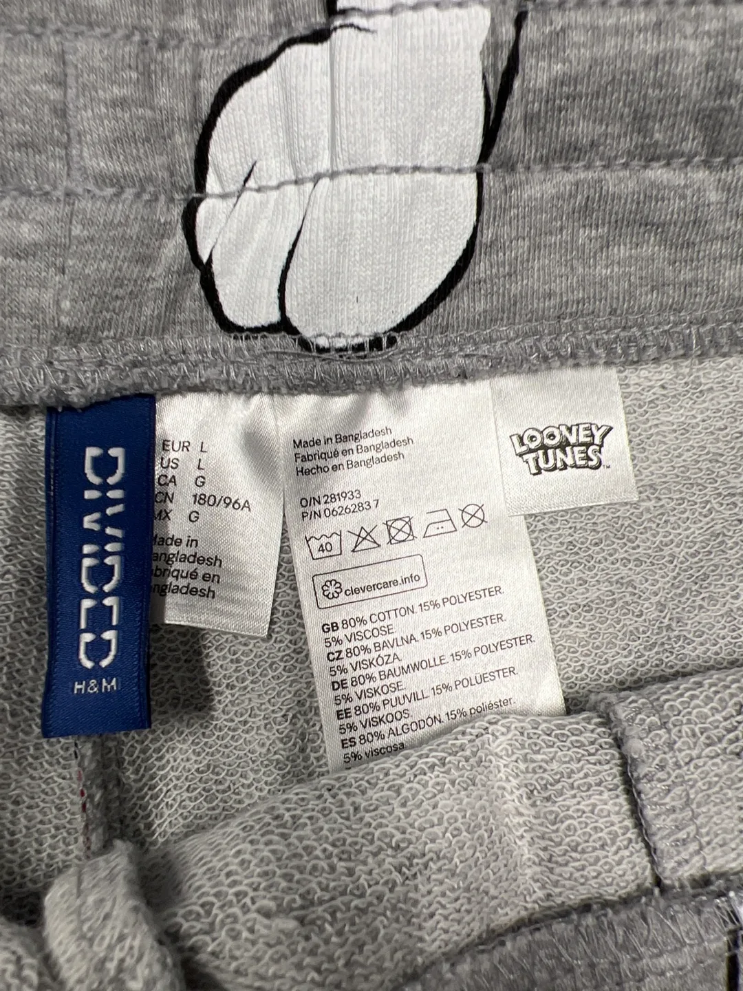 Looney Tunes x H&M Shorts - Size L image indicator(2)