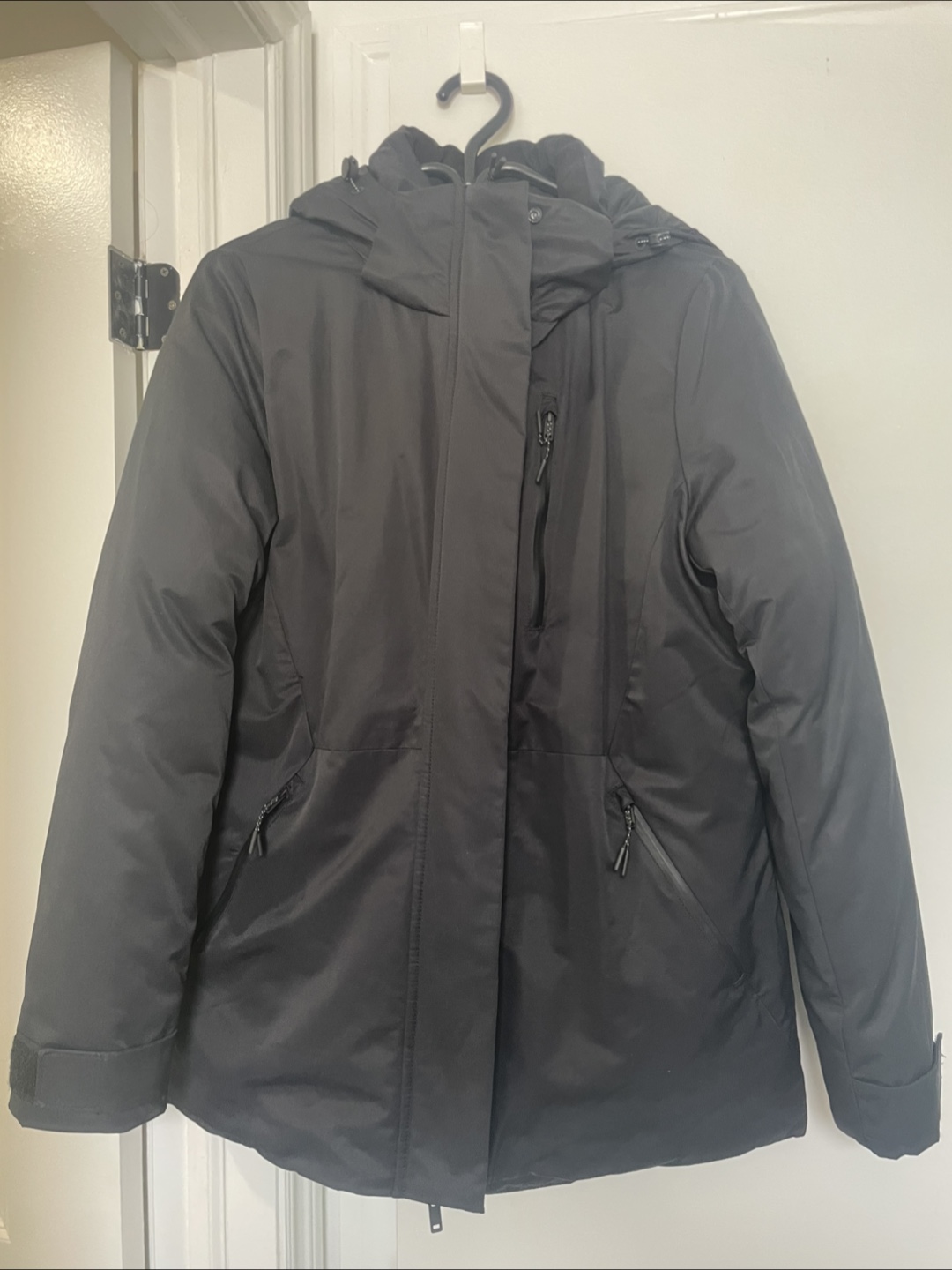 Hyba Black Puffer Jacket with a detachable hood - Size S/P - photo 2