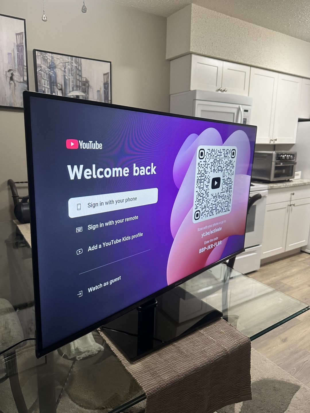 Like New 42-Inch Hisense Smart Full HD TV (2024 Model) - photo 5