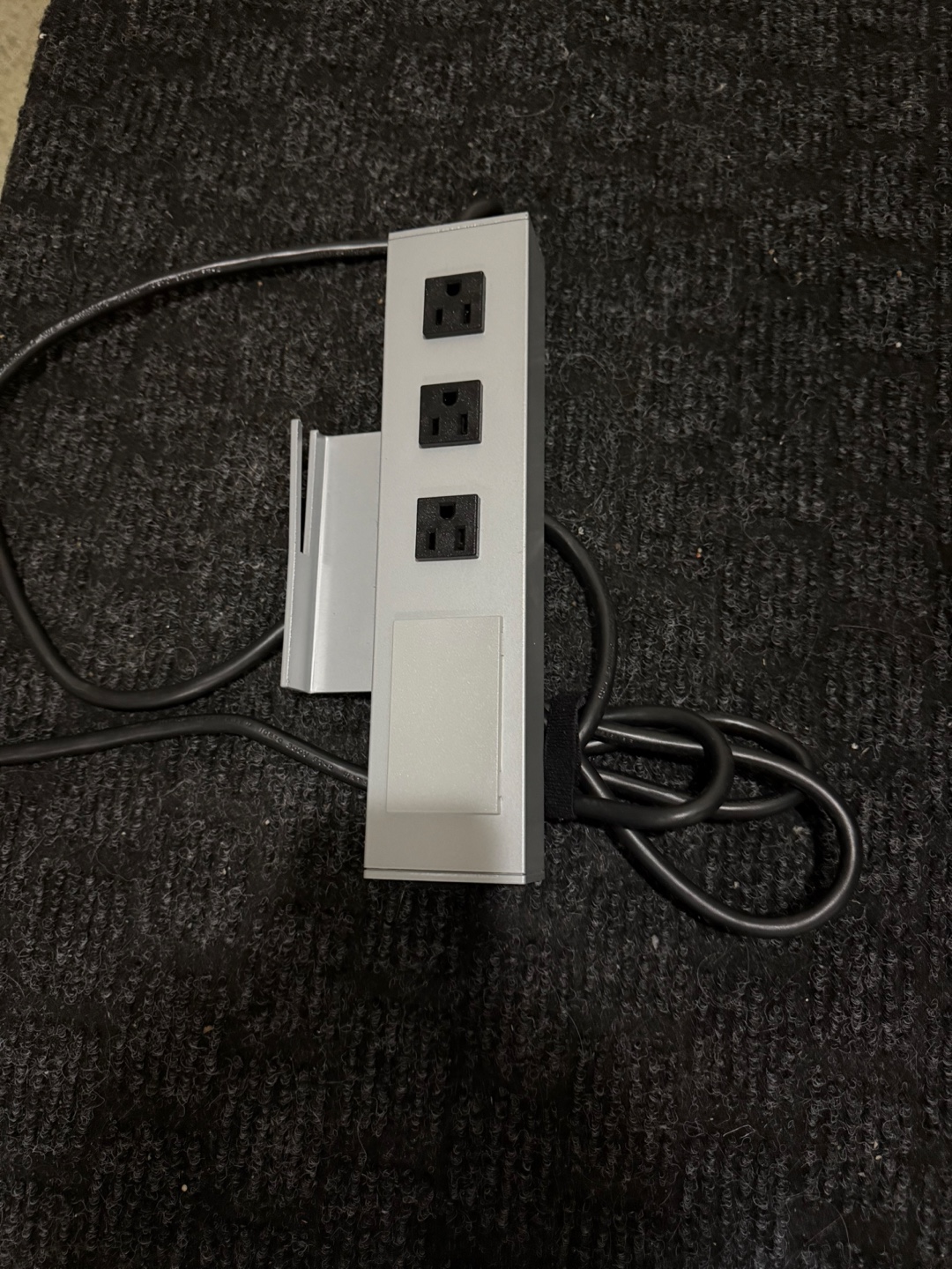 Desk power strip