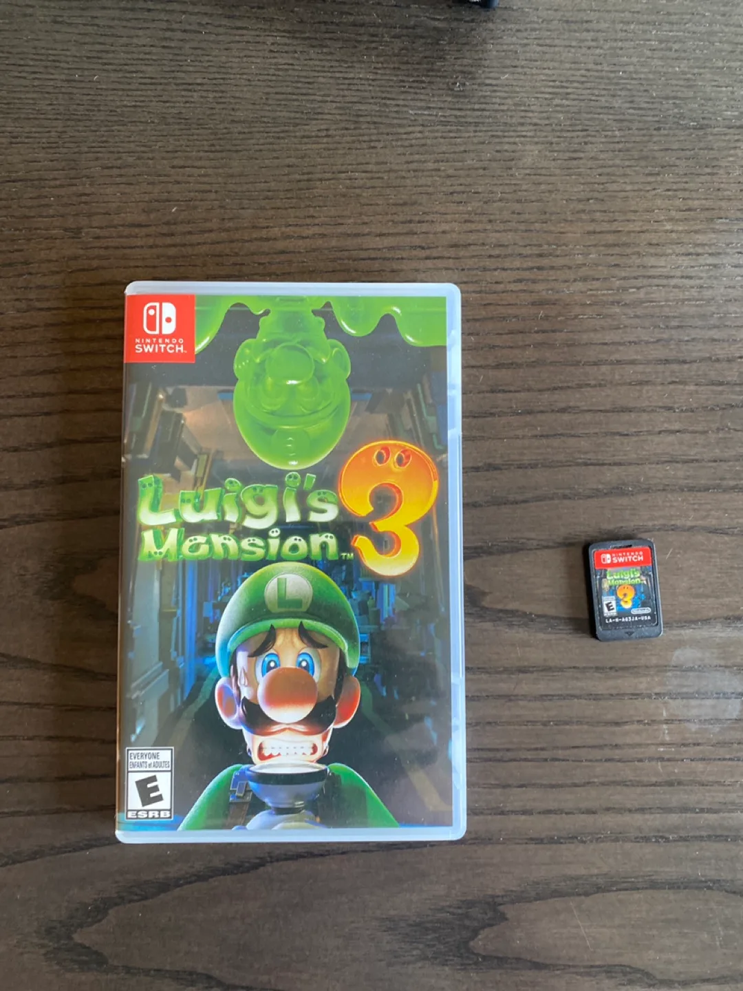 Nintendo Switch with Games image indicator(4)