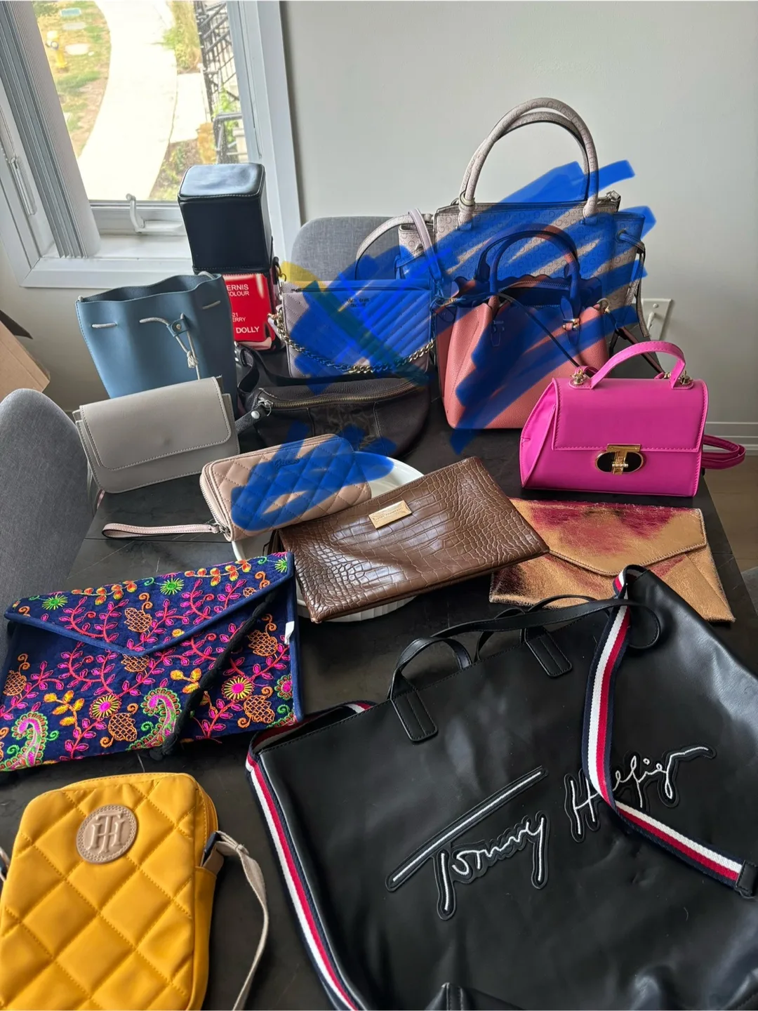 Handbag thumbnail