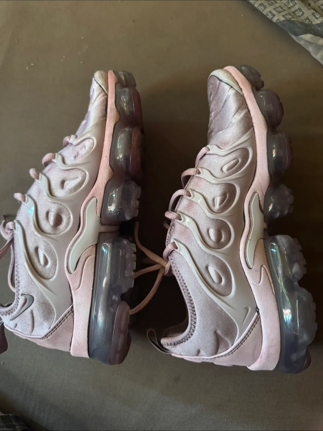 Nike Air VaporMax Plus thumbnail
