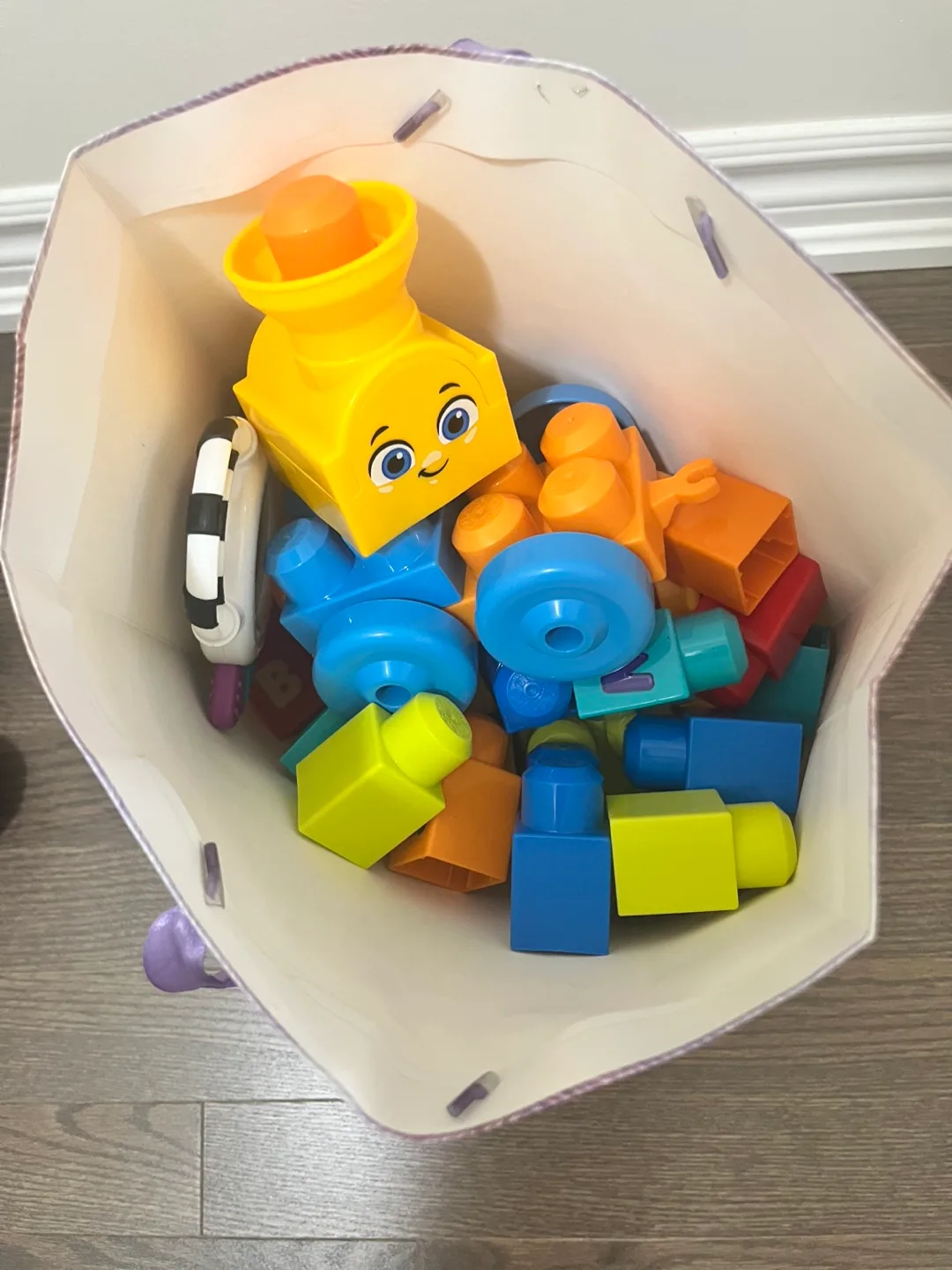 Mega Bloks ABC Musical Train, 50 Pieces image indicator(3)