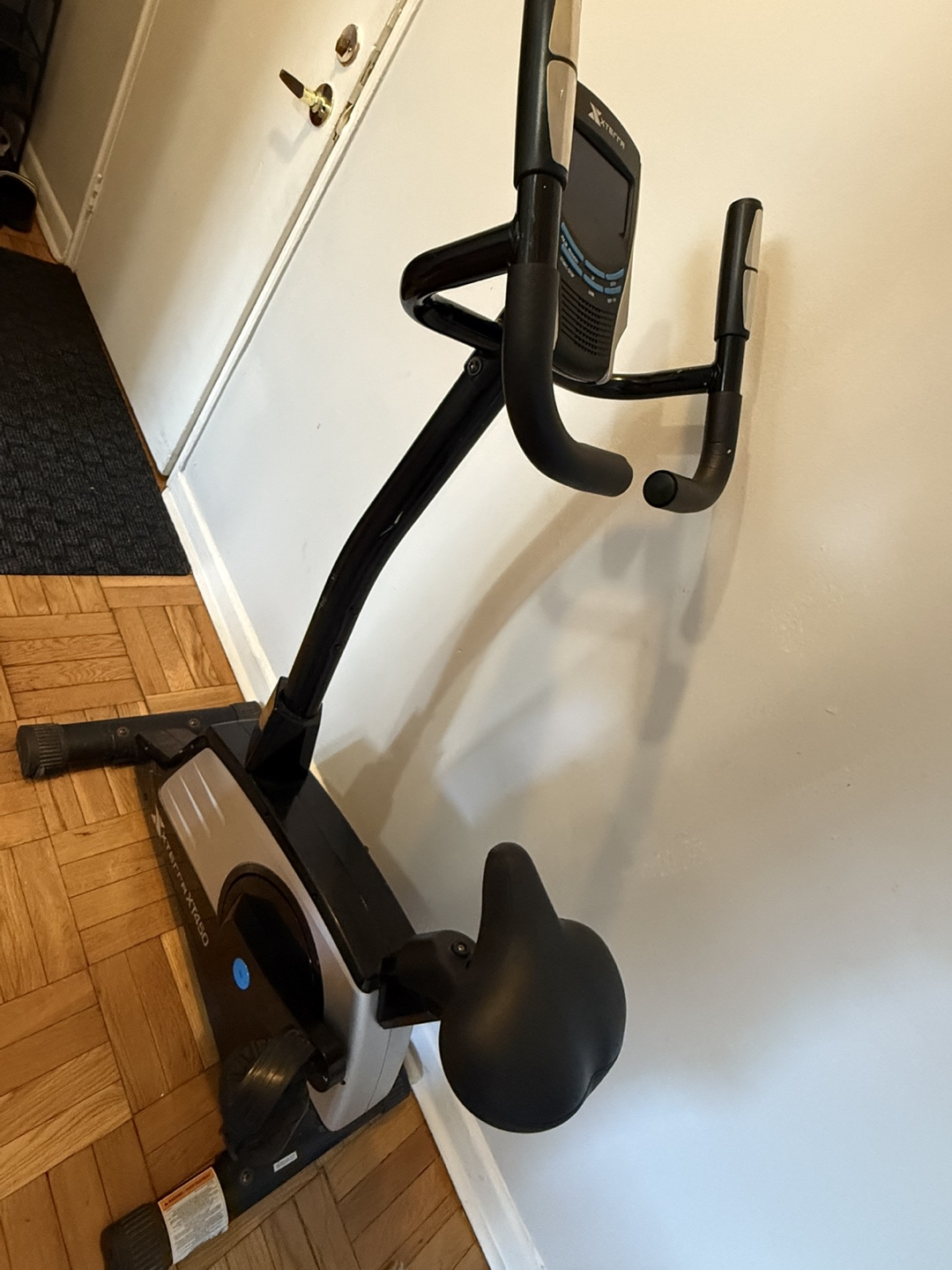 Xterra XT450 Upright Exercise Bike - photo 4