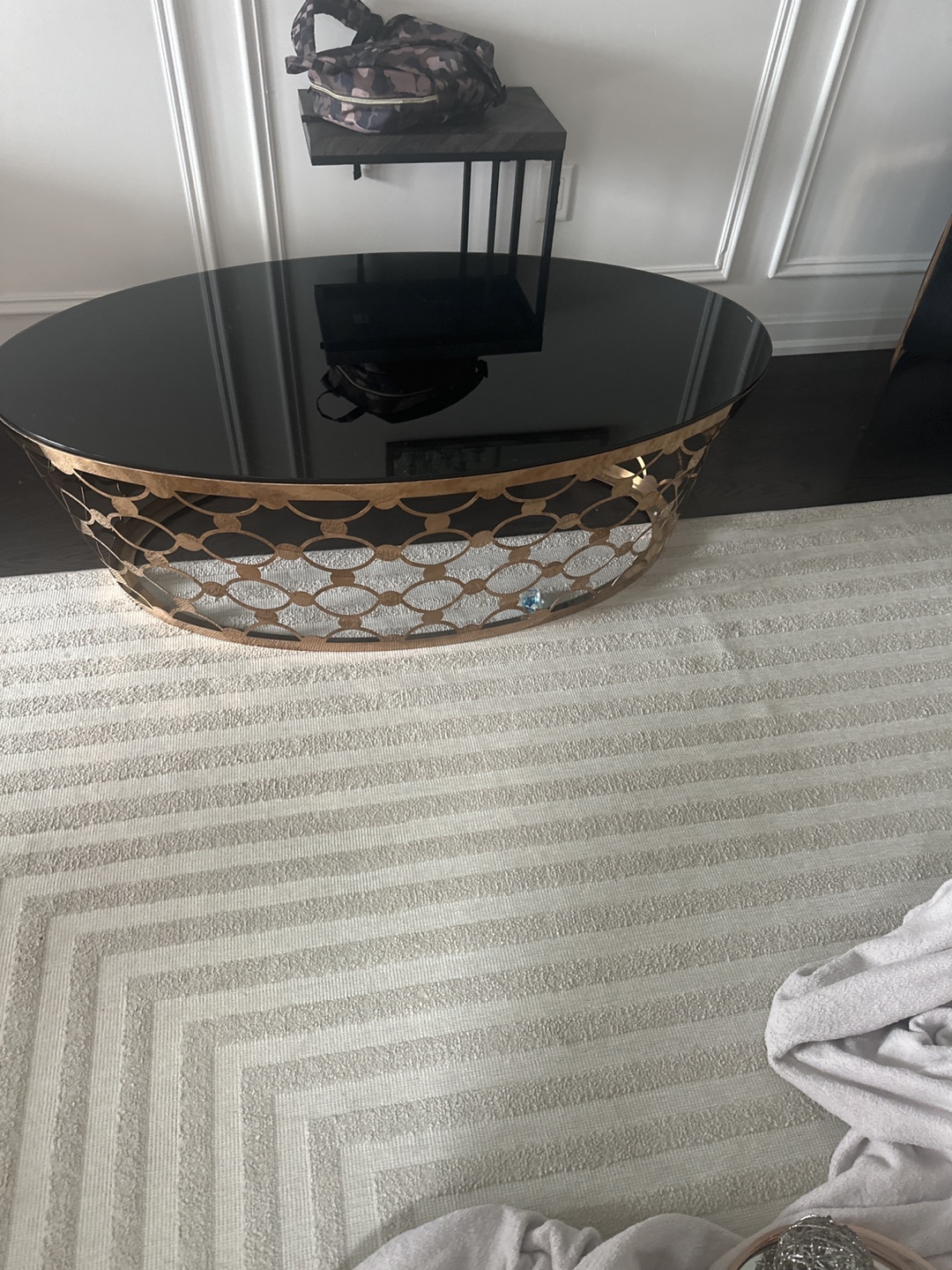 Round Glass Top Coffee Table - photo 2