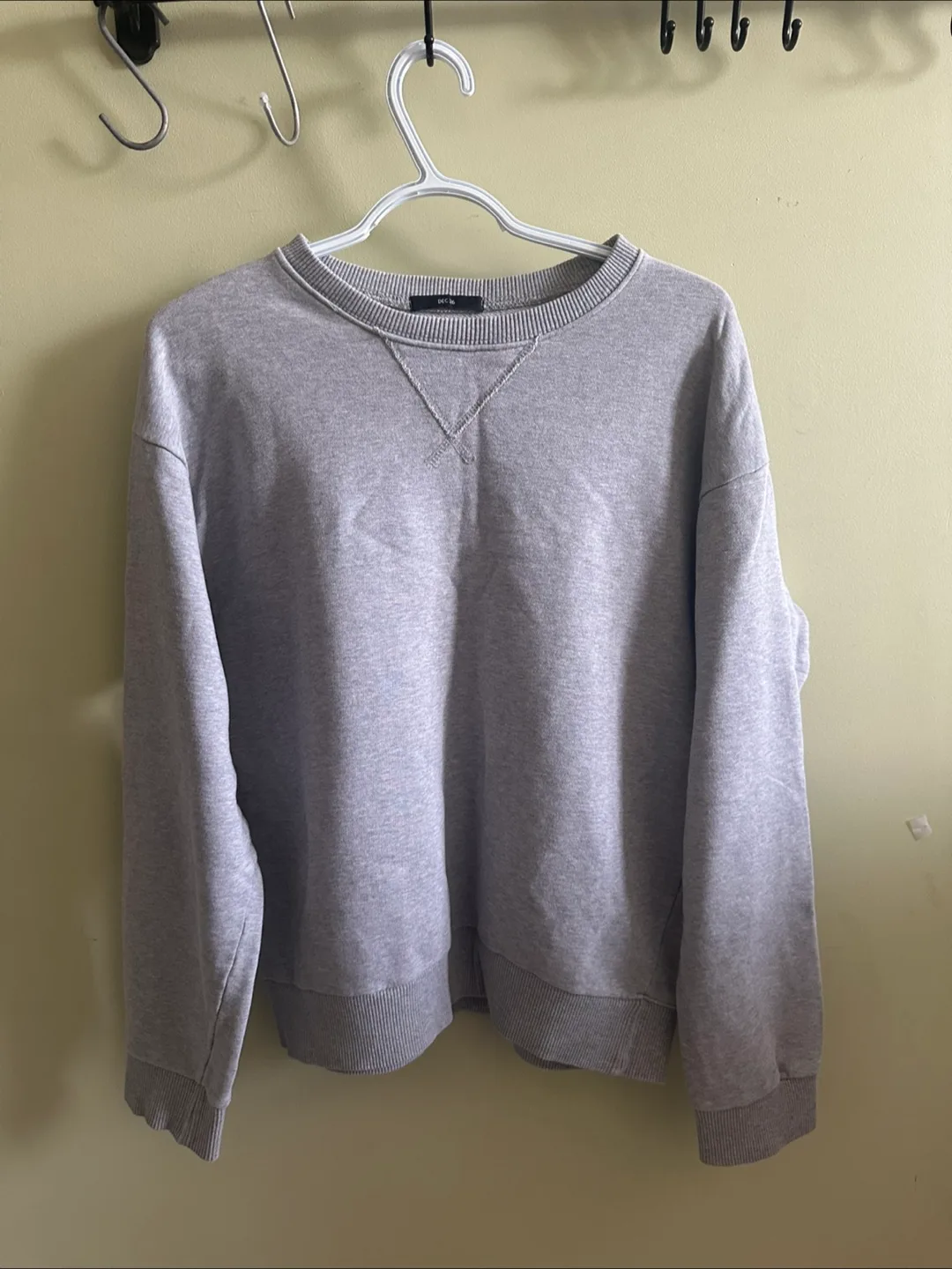 Mens Grey Long Sleeve Crewneck thumbnail