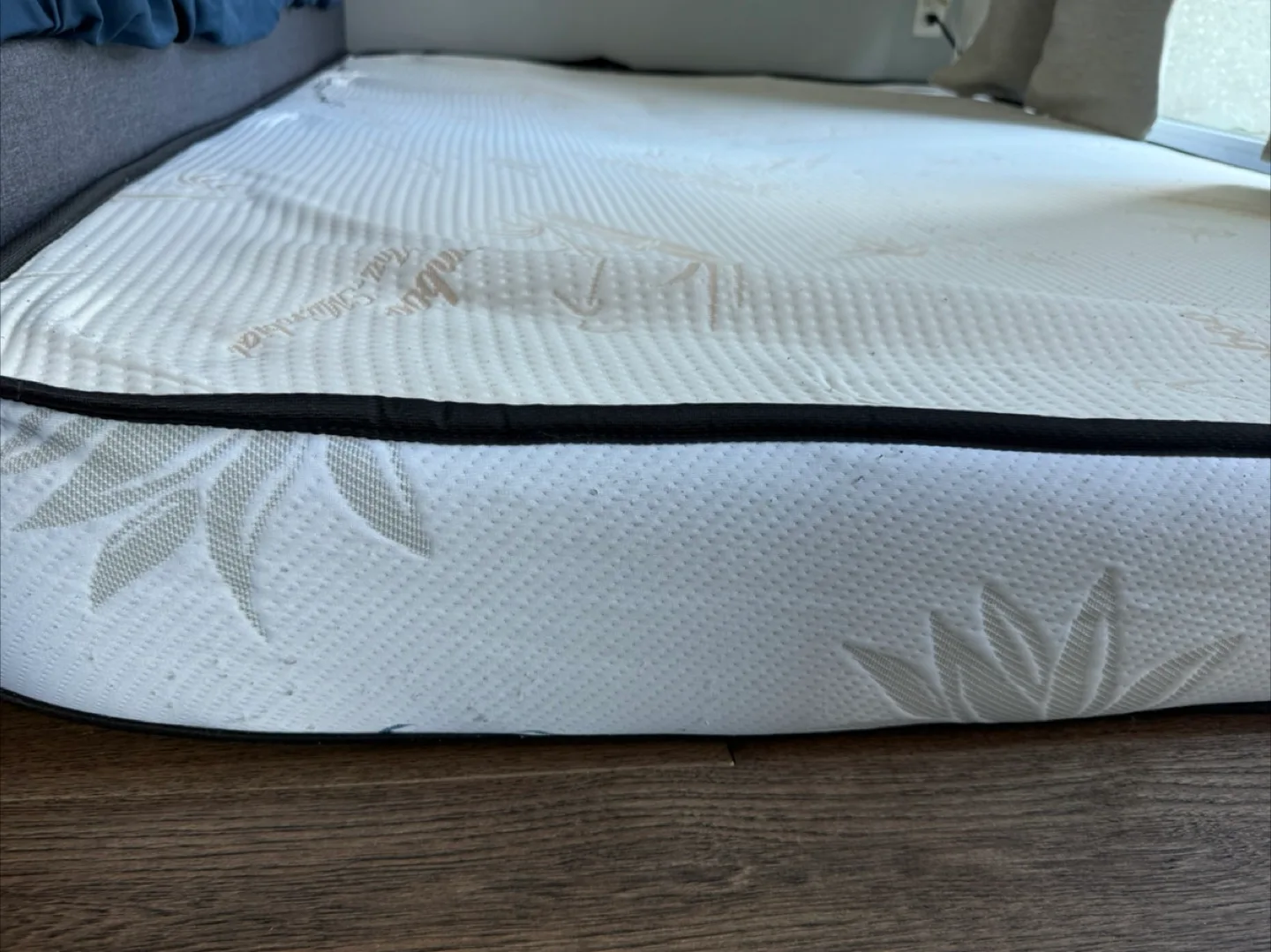 Bamboo Queen Size Mattress thumbnail