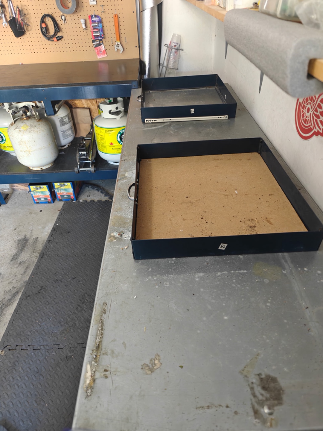 Tool bench table - photo 2