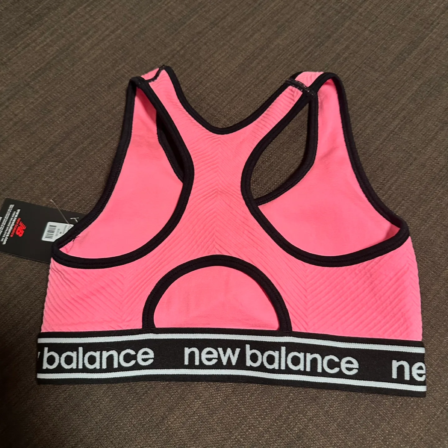 New Balance Sports Bra - Size M - Bleached Guava thumbnail