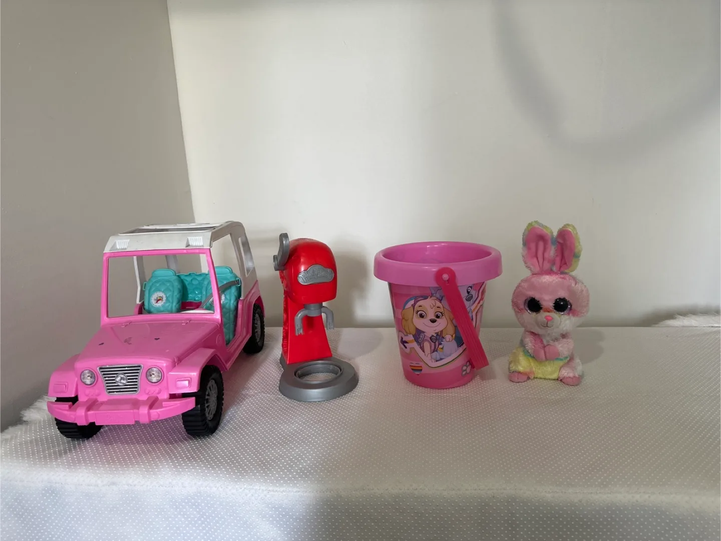 Toy Car, Mixer, Bucket & Beanie Boo Lot thumbnail