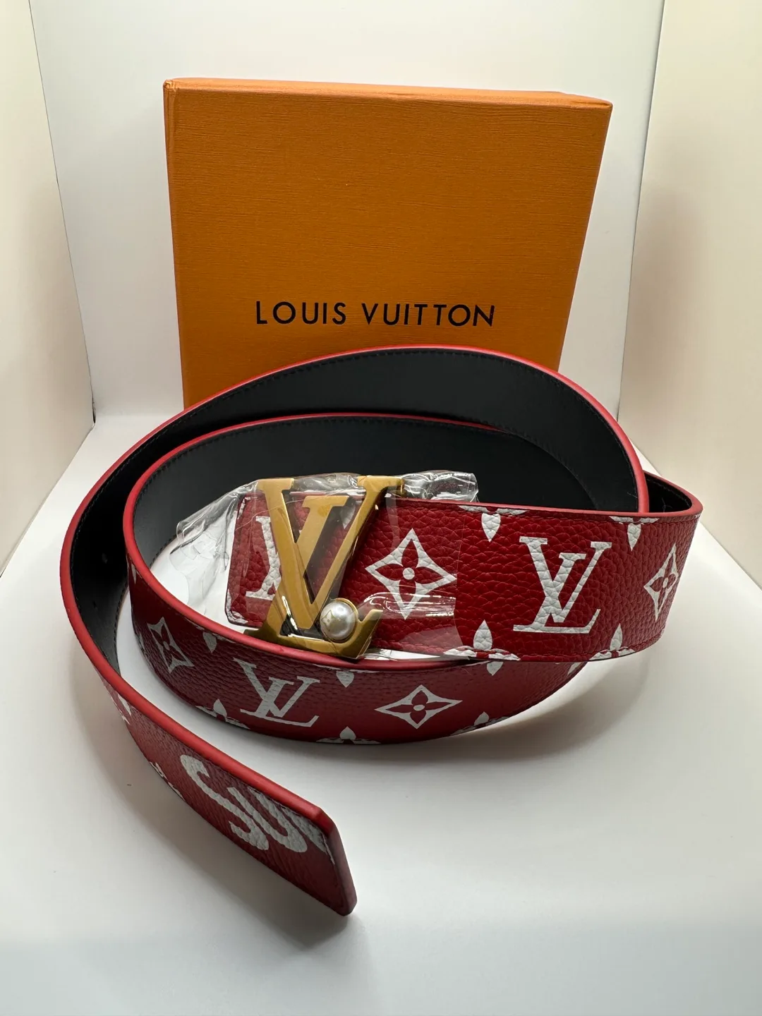 Louis Vuitton x Supreme Belt thumbnail