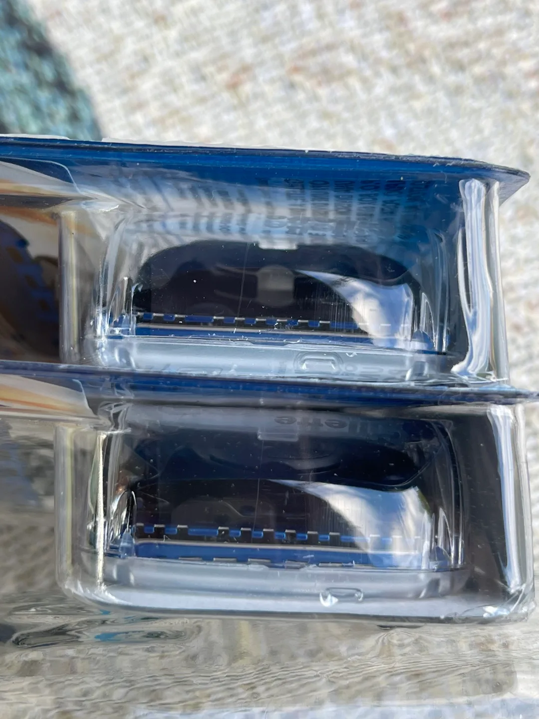 New Gillette Fusion Proglide Razor Cartridge Refills (8) image indicator(3)