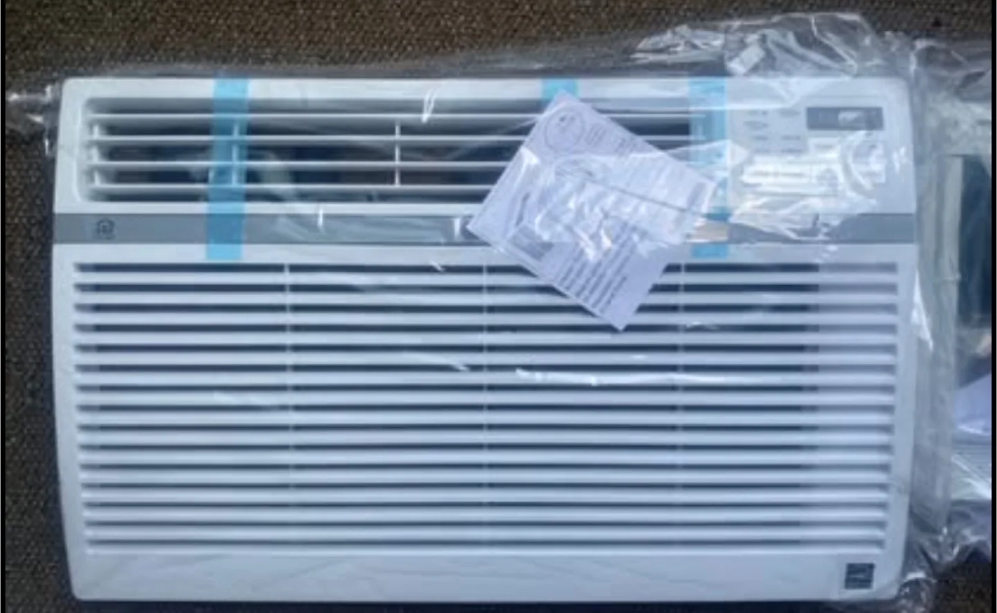 Air conditioner LG brand new 10,000 BTU’s thumbnail