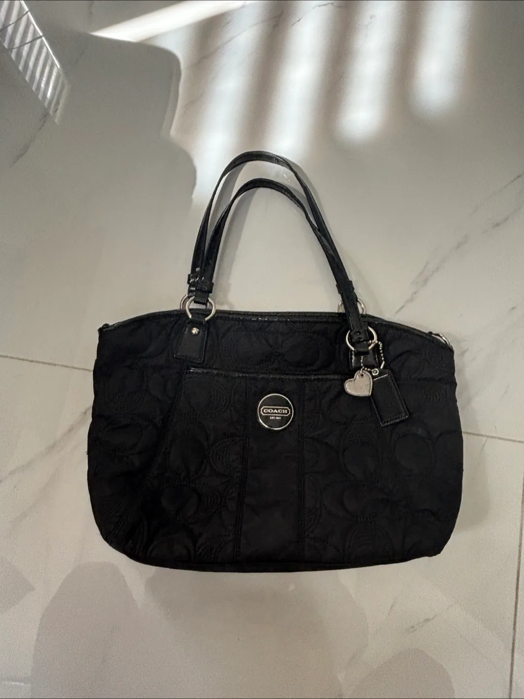 Authentic Coach tote Bag thumbnail