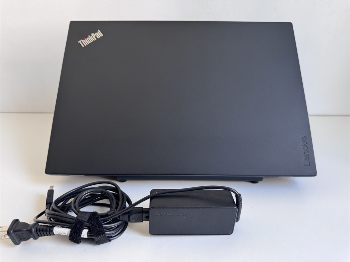 Lenovo T570 i5/7th-16GB/256GB/Win 11 Laptop - photo 4