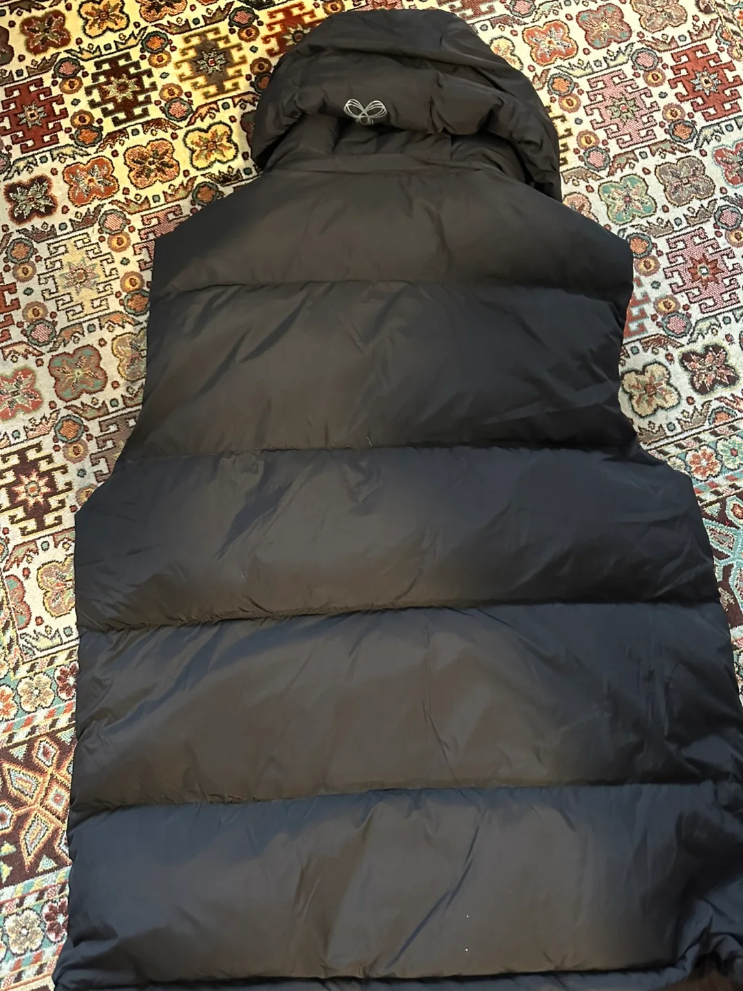 Aritzia The Super Puff Vest - Black, Size L image indicator(2)
