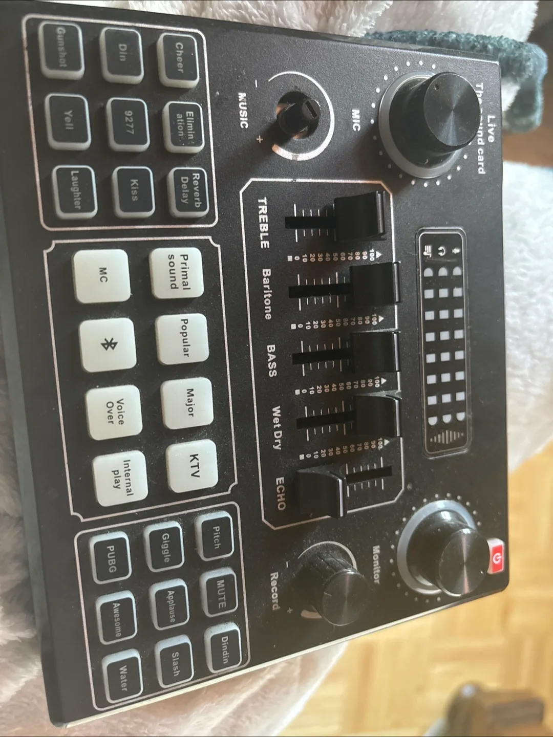 Live Sound Card 🥕 thumbnail