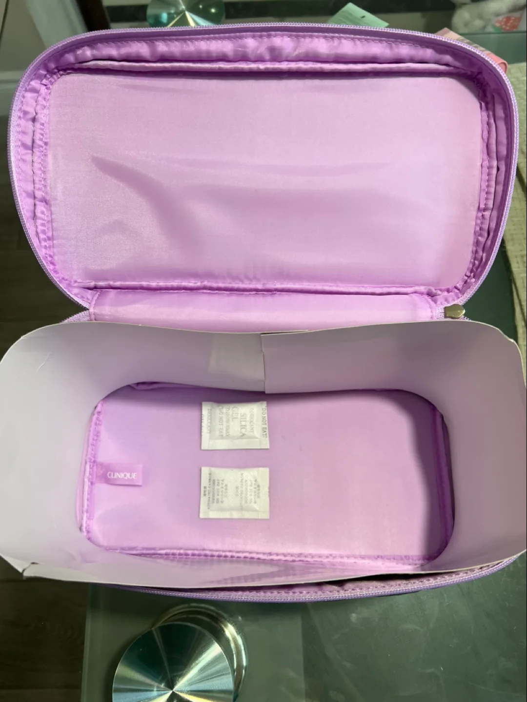 Clinique Silver Quilted Cosmetic Bag image indicator(3)