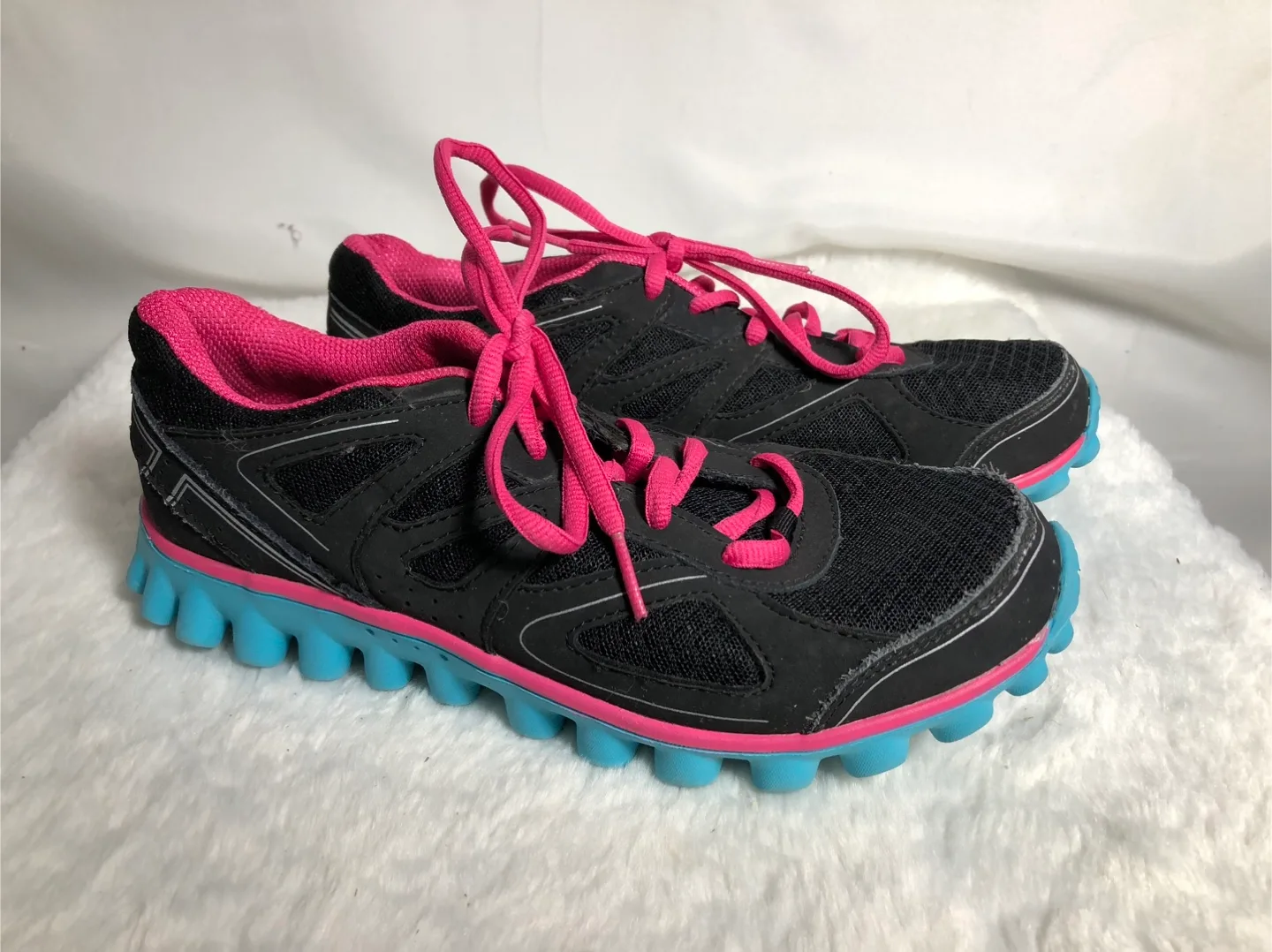 Girls Shoes. Black,Pink, Blue. Size 4.5. thumbnail