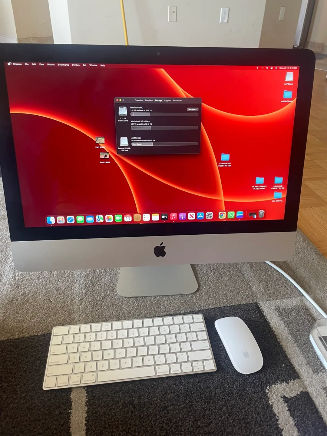 Apple iMac 21.5-inch, Late 2015 image indicator(5)