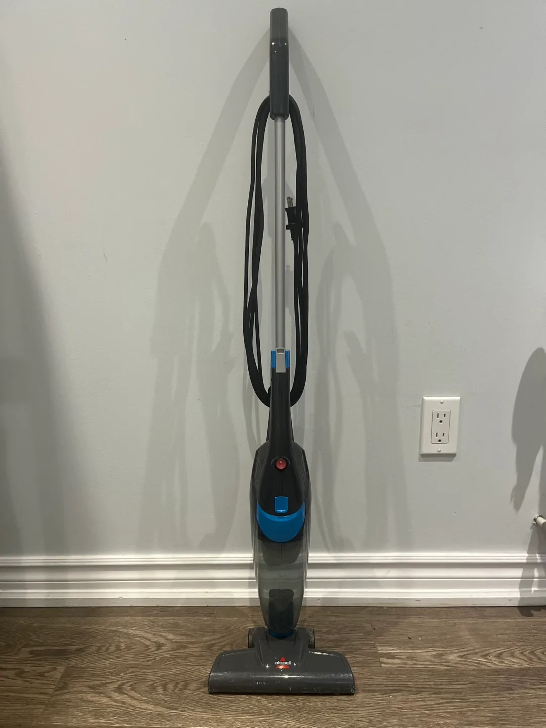 Bissell Handheld Vacuum thumbnail