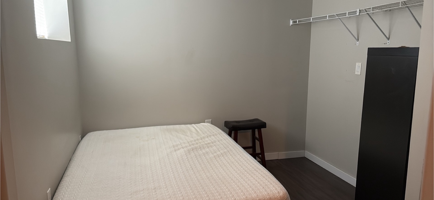 Basement sweet for rent - photo 4