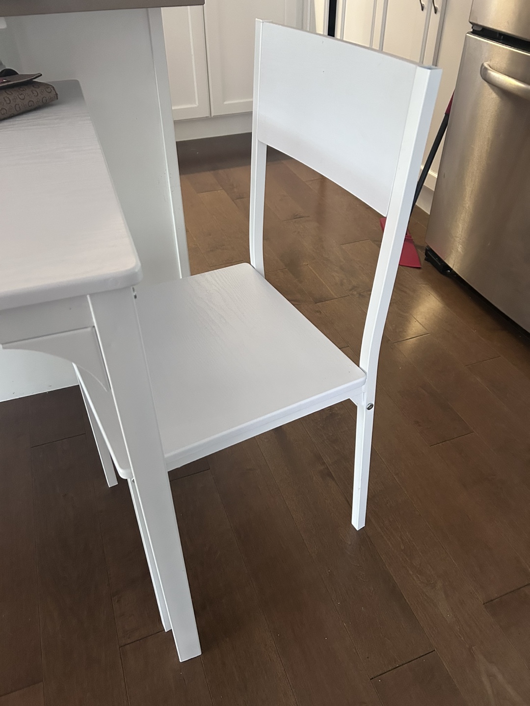 White Table + 2 Chairs & Bench - photo 2