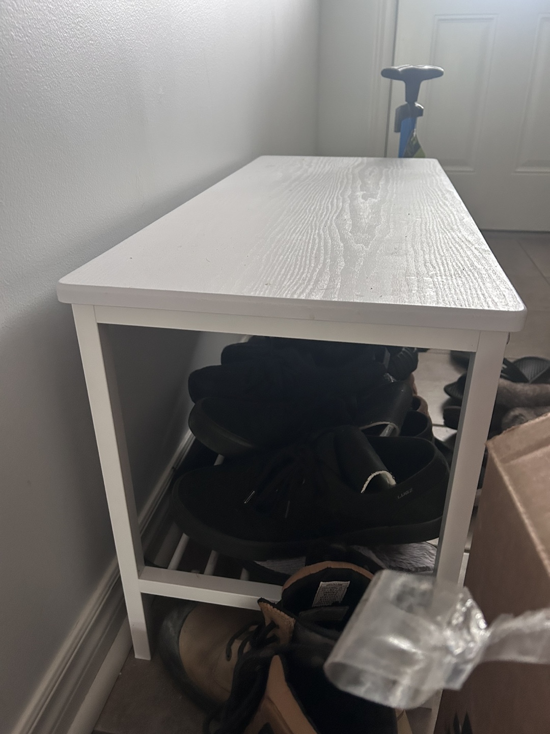 White Table + 2 Chairs & Bench - photo 4