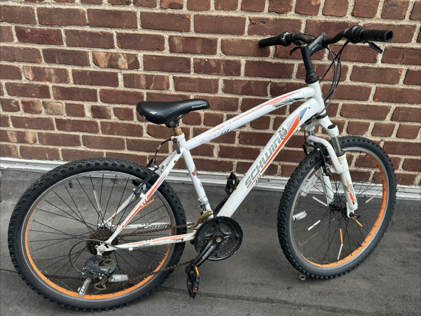 Schwinn Sidewinder 24" Mountain Bike - photo 2