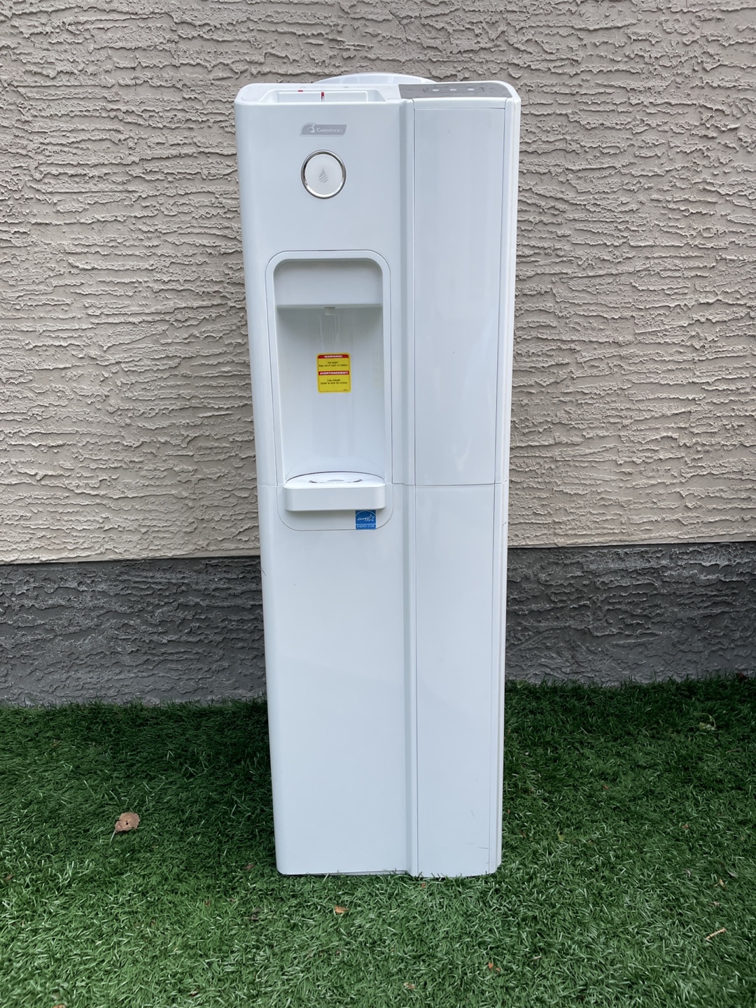 Water Dispenser - Hot & Cold