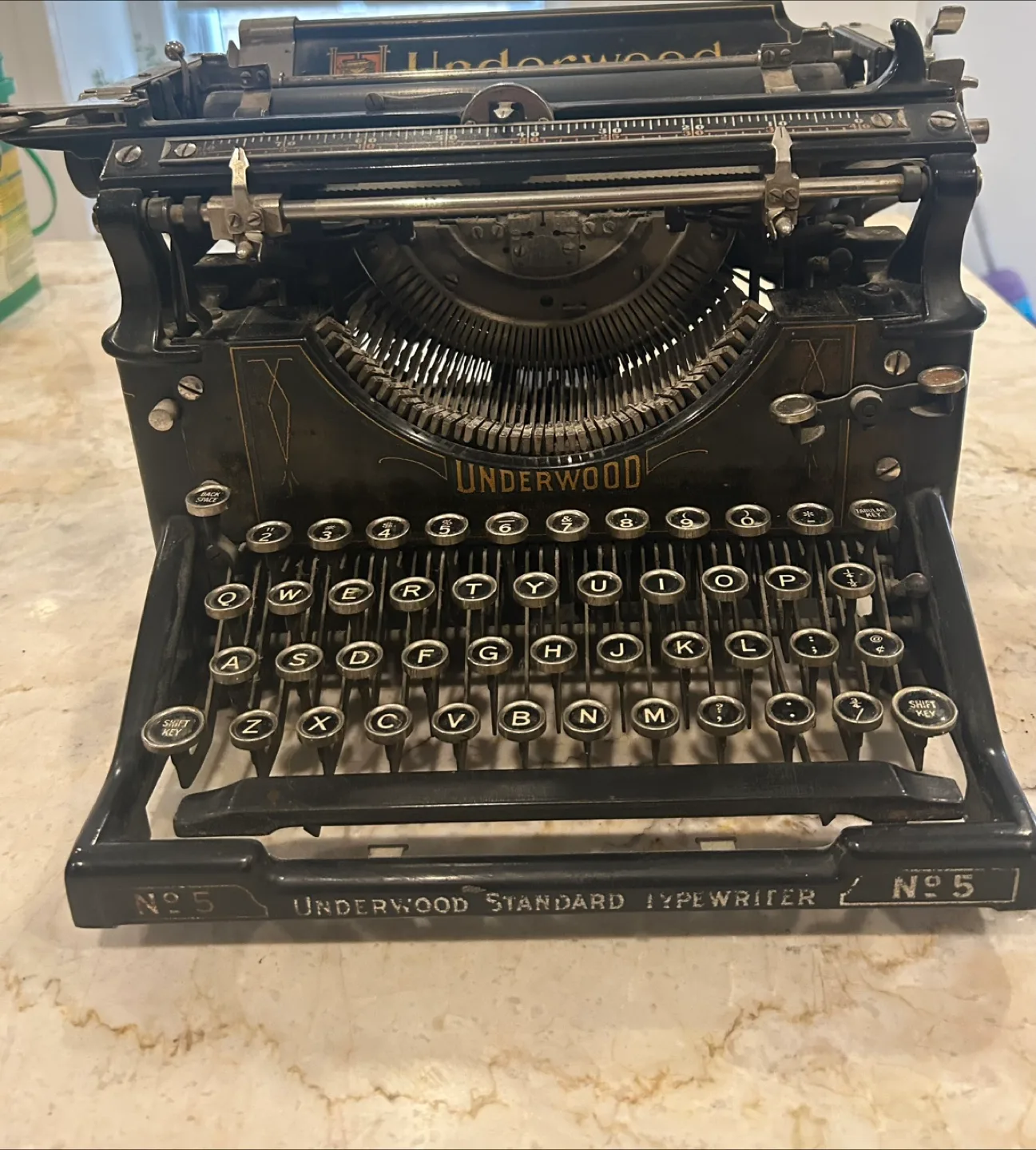 Underwood Standard 1920s Typewriter No. 5 image indicator(4)