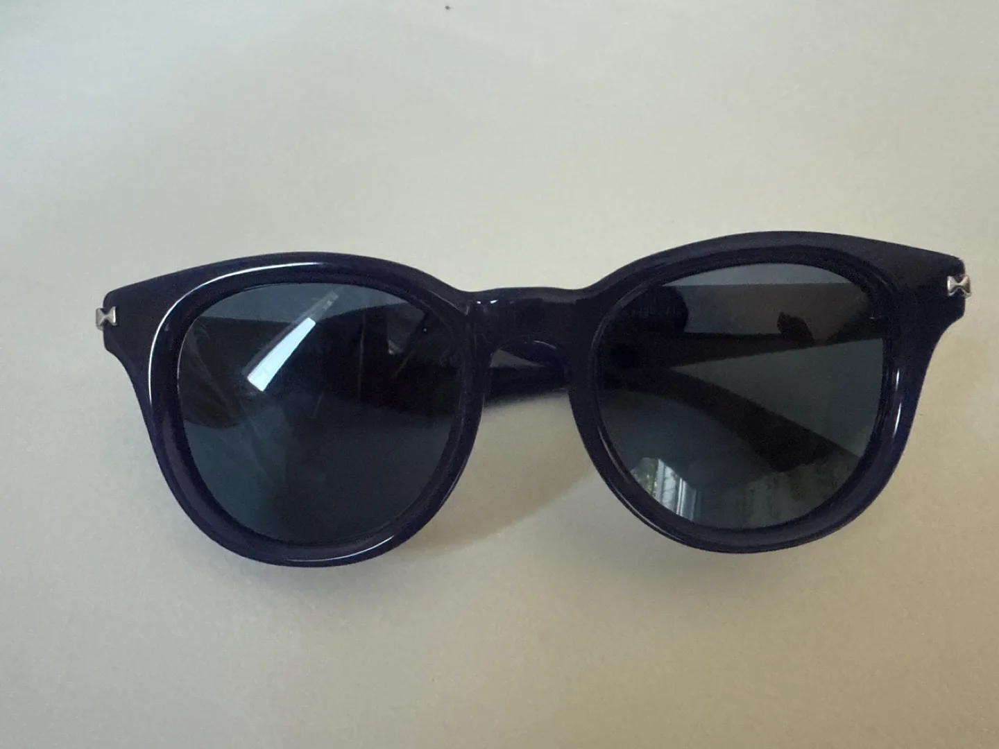 Burberry Sunglasses - Made in Italy thumbnail