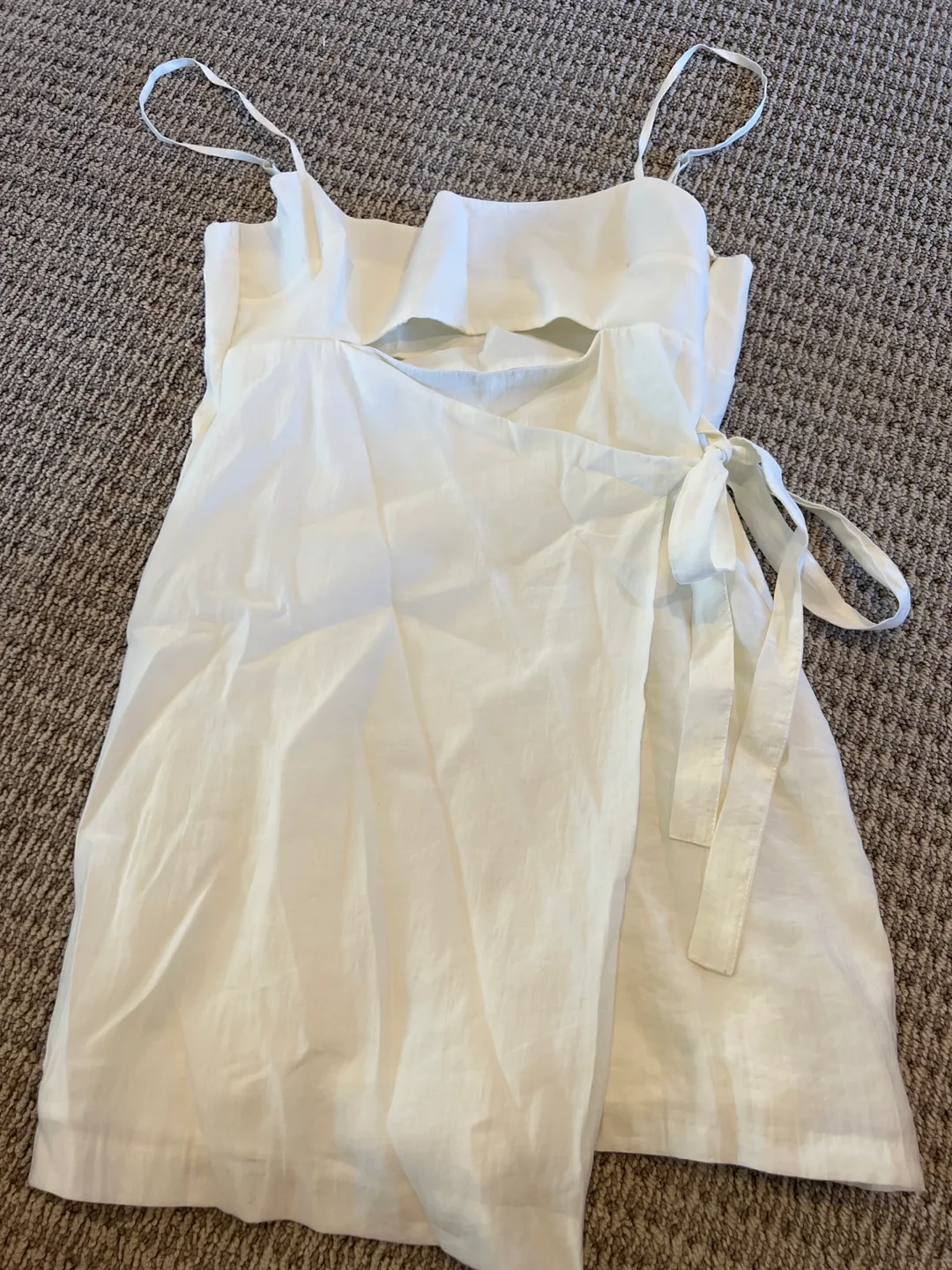 Zara White Wrap Dress - Size M thumbnail