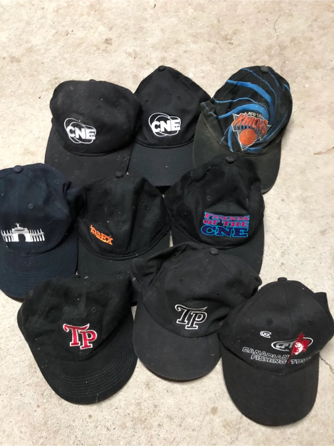 🇨🇦🆓Mixed Lot of 🧢🇨🇦 thumbnail