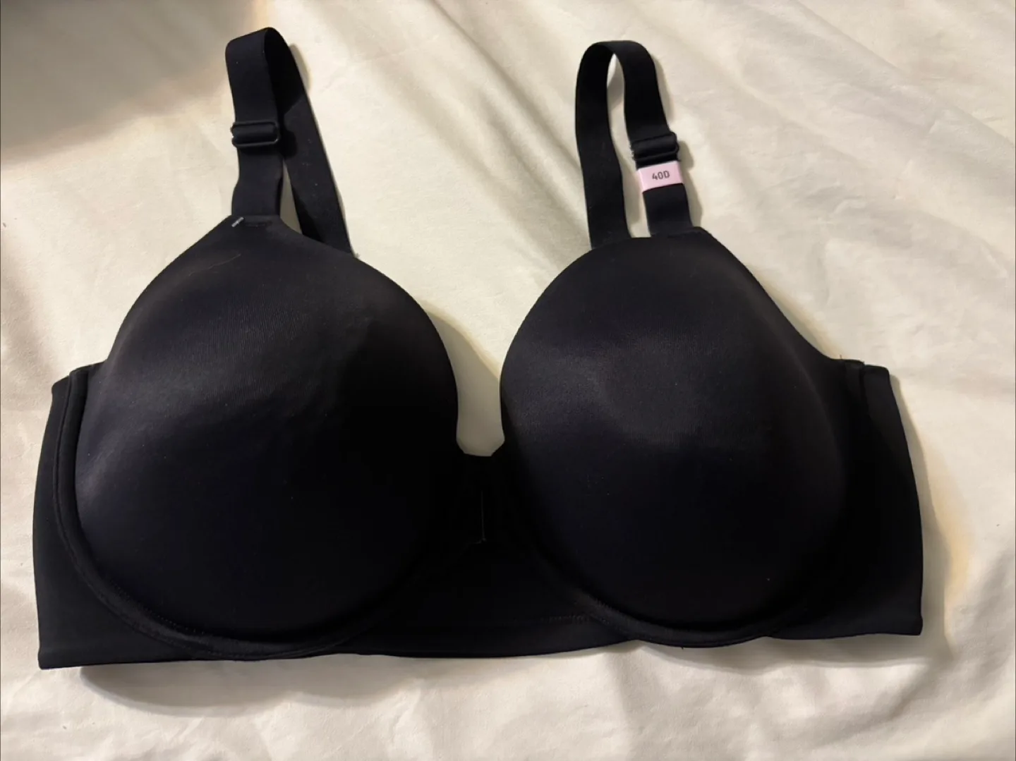 Vanity Fair Bra - Black, Size 40D thumbnail
