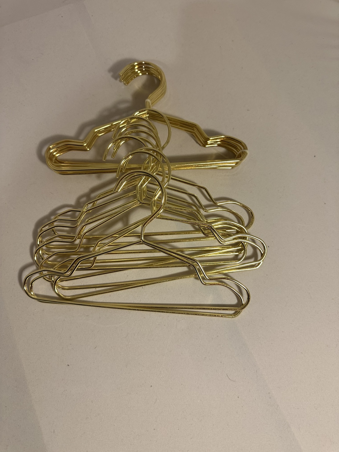 Mini hangers for baby, pet or doll clothing - photo 2