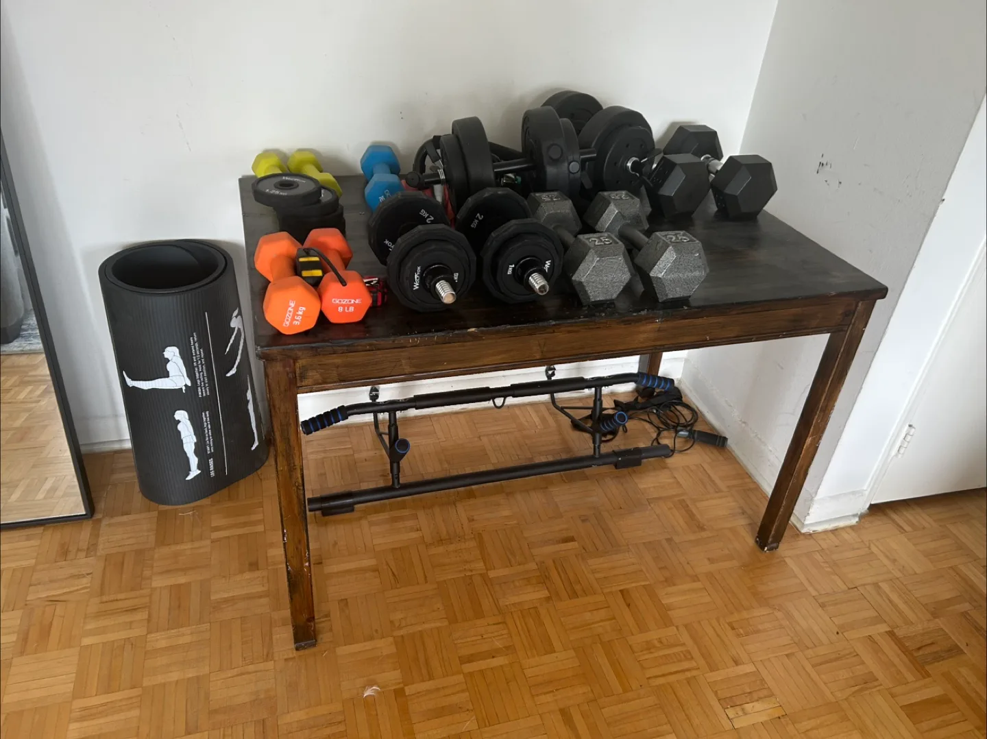 Mixed Set of Free Weights thumbnail