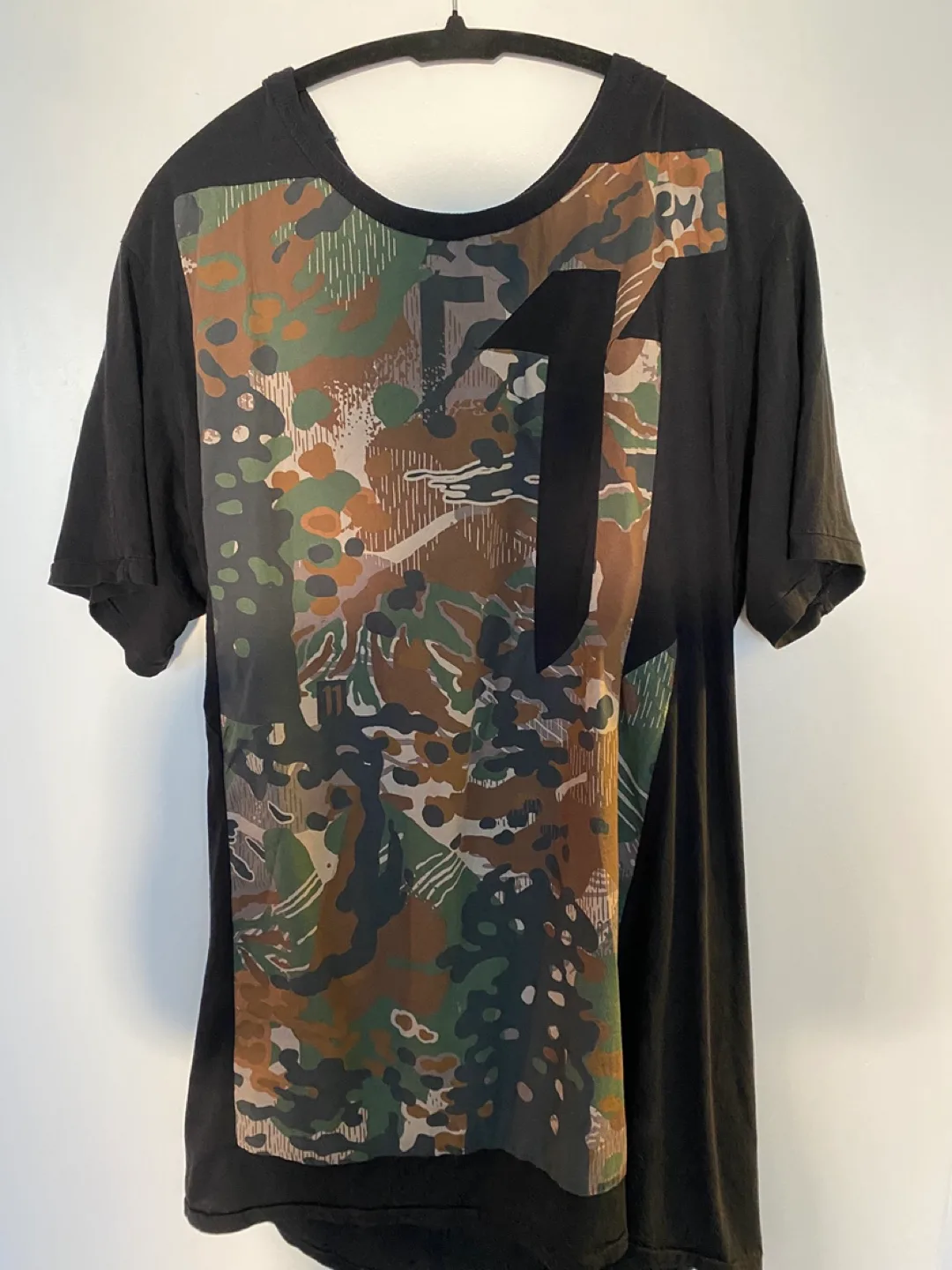 Boris Bidjan Saberi T shirt thumbnail