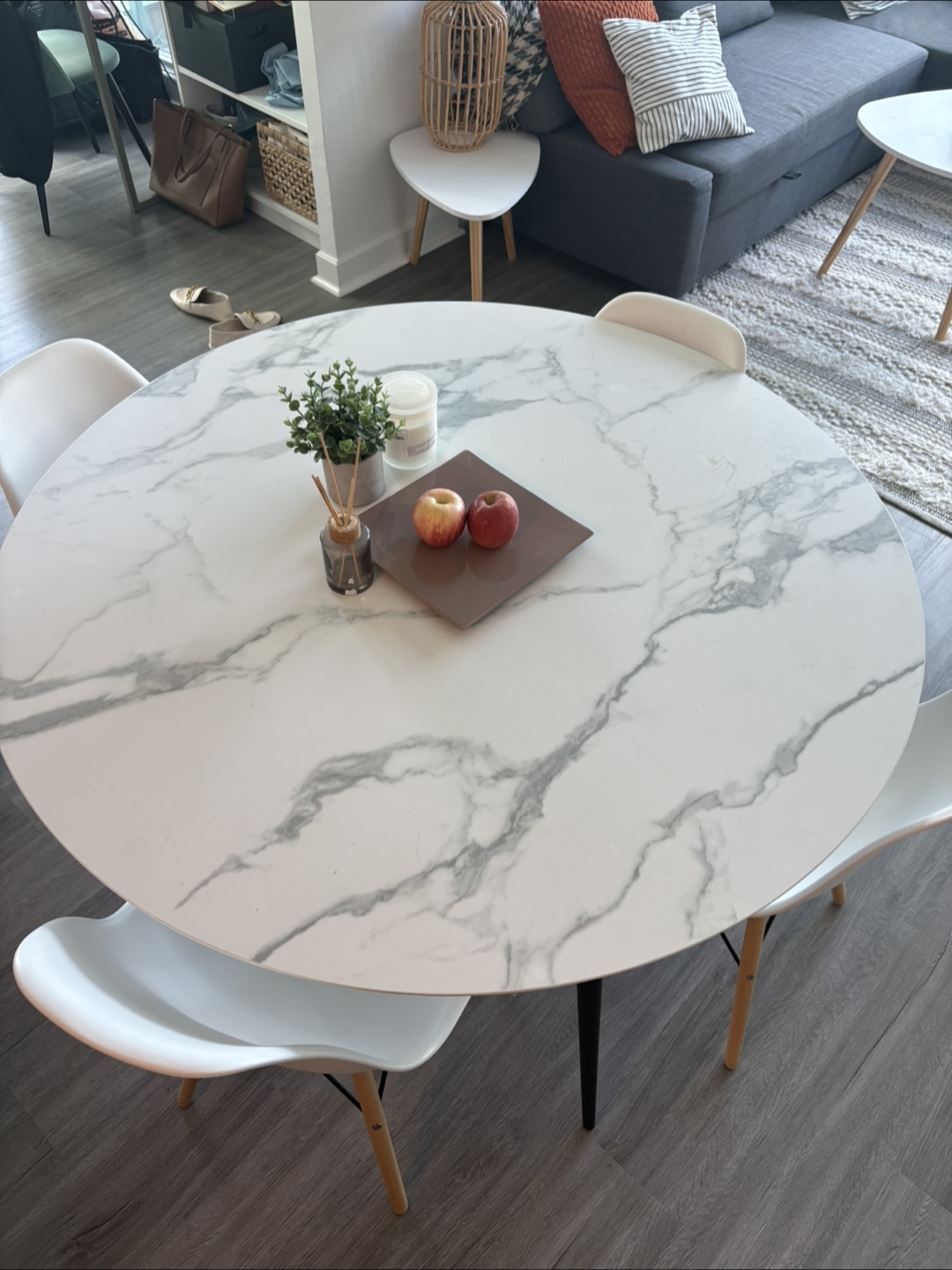 White Marble Design Round Dining Table and Chair Set