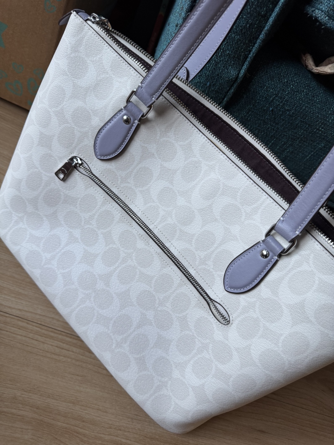 Coach Tote Bag - White and Lilac - photo 2