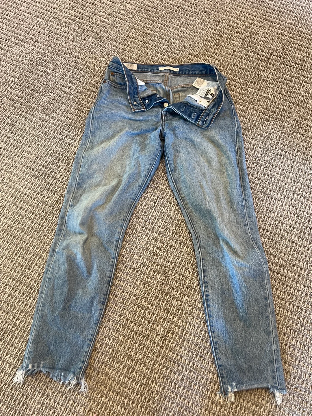Levi's Wedgie Fit Jeans, Size 26 thumbnail