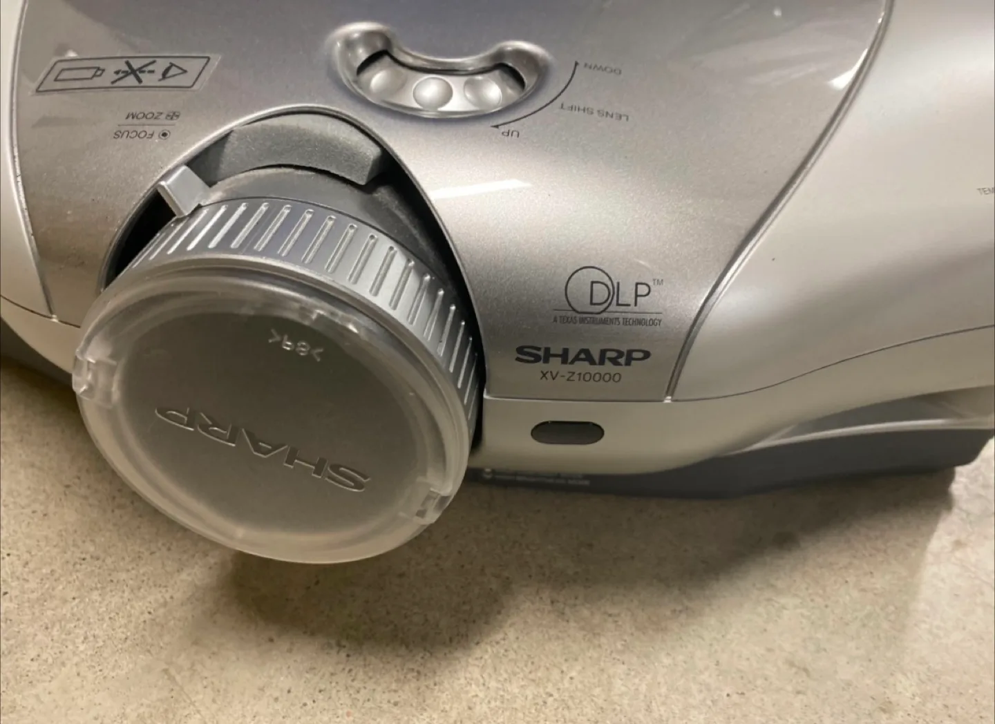 Sharp XV-Z10000 Projector image indicator(3)