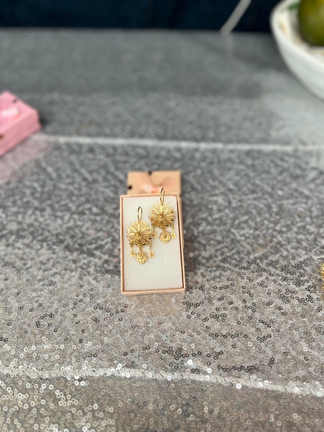 Real Gold 10k Flower Dangle Earrings image indicator(2)